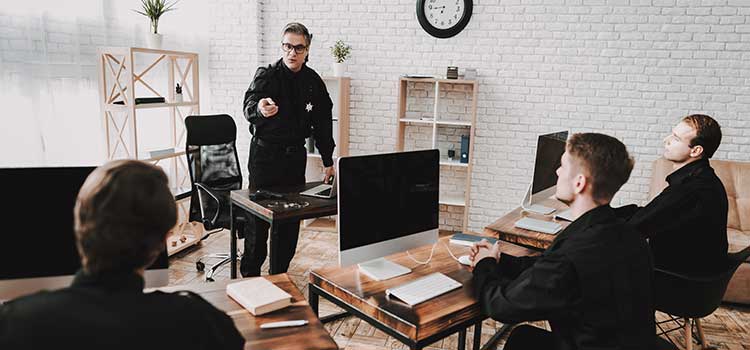 officer conducts continuing education class to officers